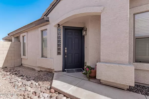 35629 N MIRANDESA Drive, San Tan Valley, AZ 85143