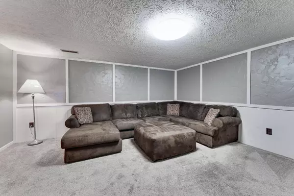 7885 Thornfield Lane 51, Columbus, OH 43235