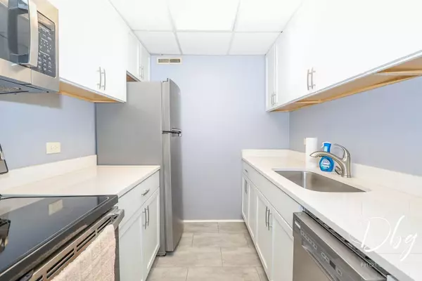 3857 N Parkway DR #1G, Northbrook, IL 60062