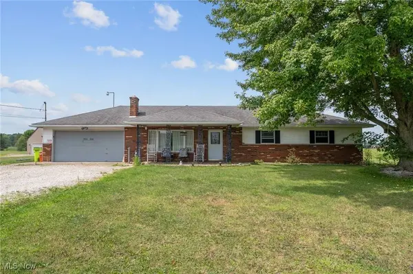 1680 Lester RD, Valley City, OH 44280