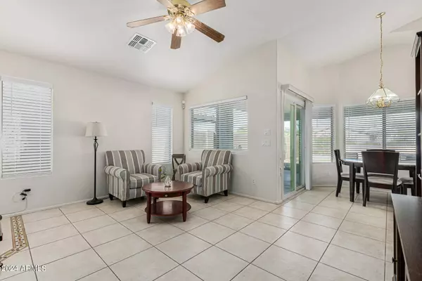 35629 N MIRANDESA Drive, San Tan Valley, AZ 85143