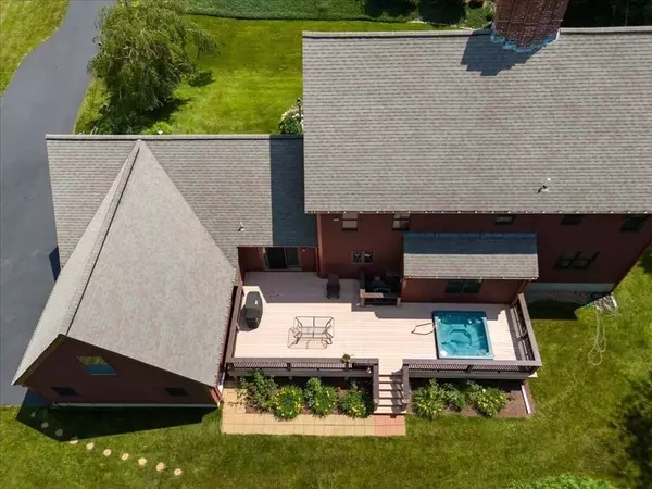 6 Gilbert Way, Millbury, MA 01527