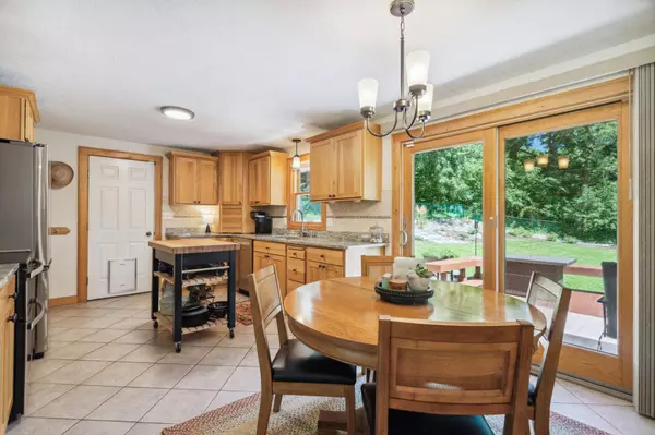 616 N 4th ST, River Falls, WI 54022