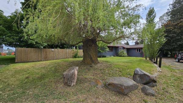 9009 W Westbow Blvd, Spokane, WA 99224