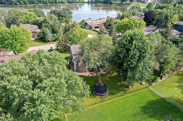 15750 Island View RD NW, Prior Lake, MN 55372