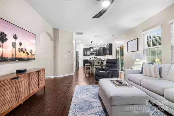 133 Wrangell DR, Mooresville, NC 28117