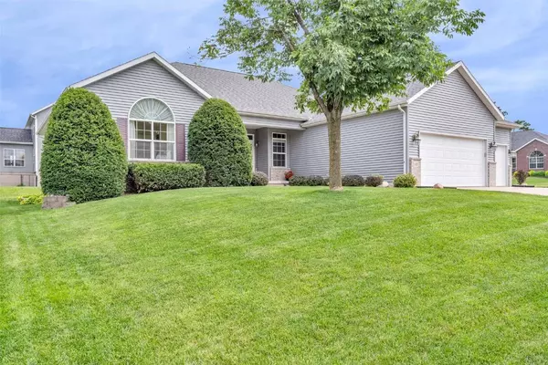 127 Autumn Woods DR NW, Cedar Rapids, IA 52405