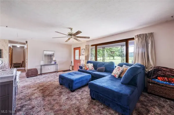 1680 Lester RD, Valley City, OH 44280