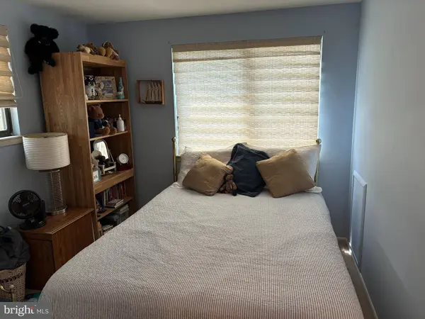 2514 CONGREVE CT, Herndon, VA 20171