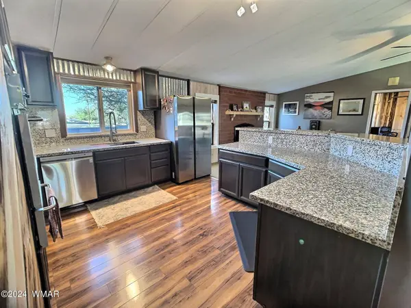 360 S White Mountain DR, St. Johns, AZ 85936