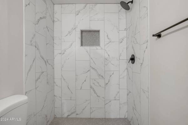 3315 E HUBBELL Street, Phoenix, AZ 85008