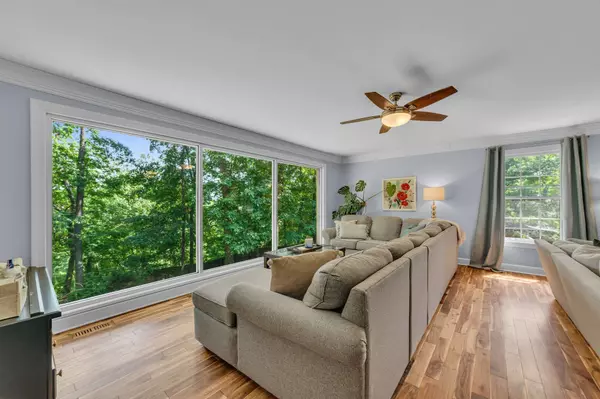 808 Shady Bluff Trl, Clarksville, TN 37043