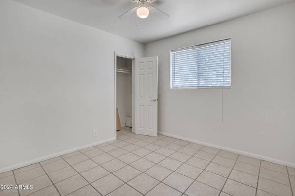 3315 E HUBBELL Street, Phoenix, AZ 85008