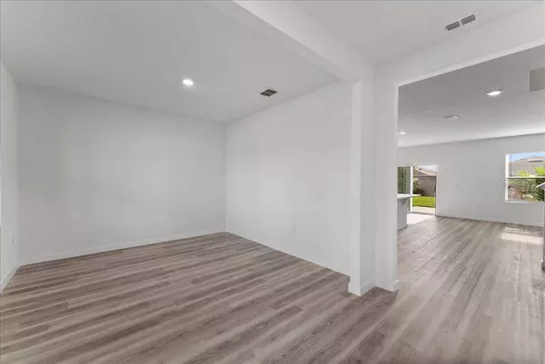 403 TANIS AVE, Saint Cloud, FL 34771