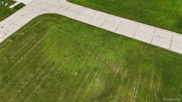 33228 Nicola, Fraser, MI 48026