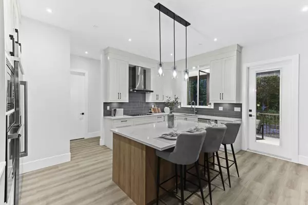 11018 243B ST, Maple Ridge, BC V2W 1H5