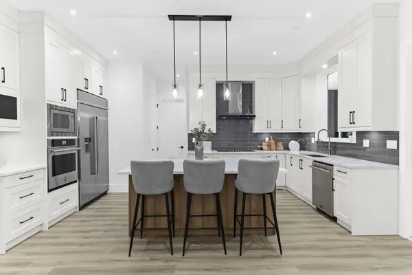 11018 243B ST, Maple Ridge, BC V2W 1H5