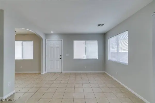 3233 Dragon Fly Street #0, North Las Vegas, NV 89032