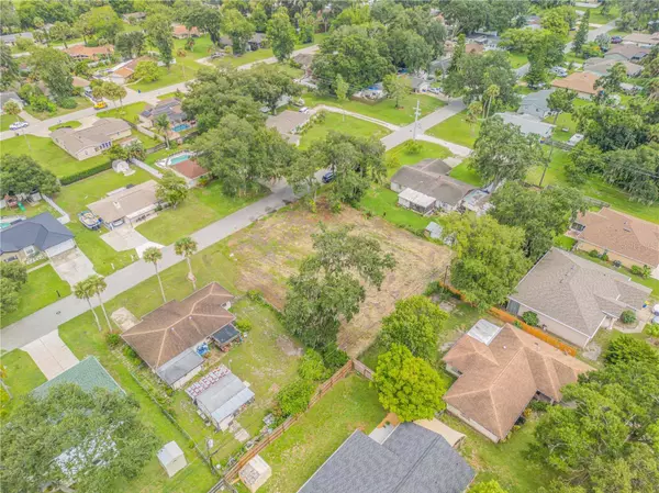 2324 ORANGE TREE DR, Edgewater, FL 32141