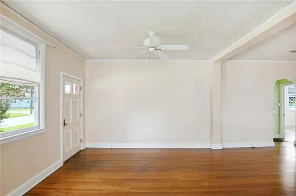 504 RIDGELAKE DR, Metairie, LA 70001