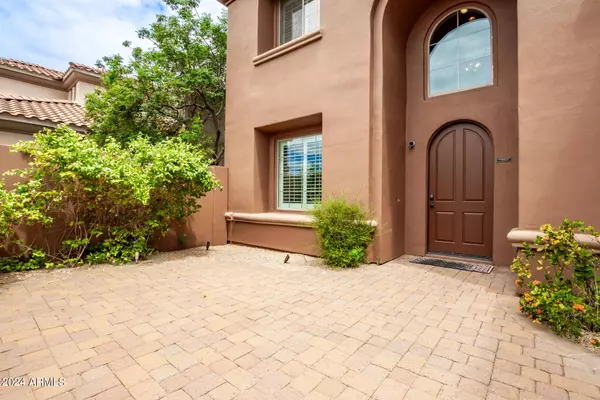 3658 E LOS GATOS Drive, Phoenix, AZ 85050