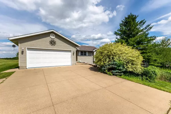 1A88 Mustang Lane, Apple River, IL 61001