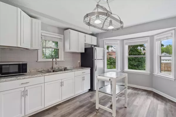 4216 W Burleigh, Milwaukee, WI 53210