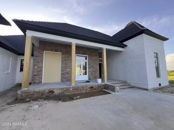 109 Trailing Oaks Drive, Youngsville, LA 70592