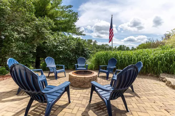 1A88 Mustang Lane, Apple River, IL 61001