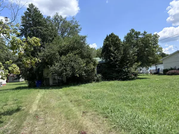 956 Horse Mountain Rd, Shelbyville, TN 37160