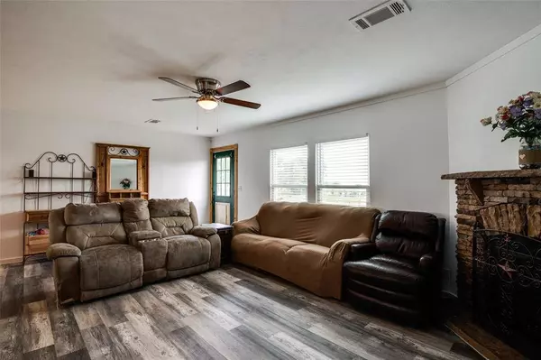 9648 County Road 147, Kaufman, TX 75142