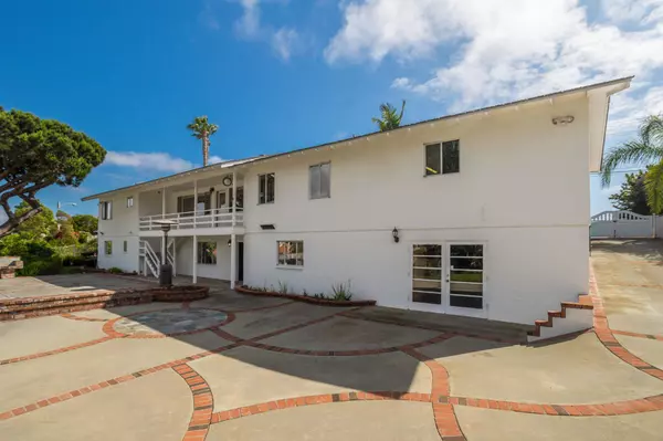 4000 Highland Dr, Carlsbad, CA 92008