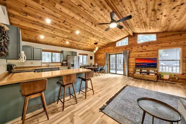 12297 Schussing Way, Truckee, CA 96161