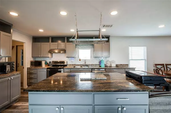 9648 County Road 147, Kaufman, TX 75142