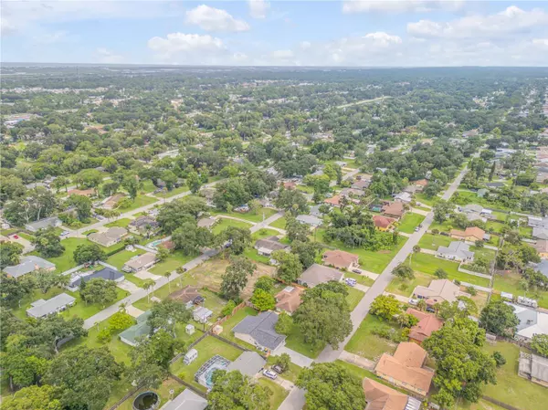 2324 ORANGE TREE DR, Edgewater, FL 32141