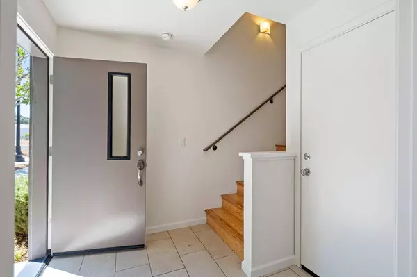 903 Graphite LN, West Sacramento, CA 95691