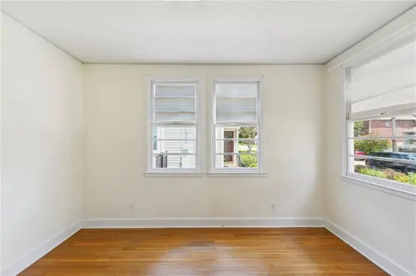 504 RIDGELAKE DR, Metairie, LA 70001