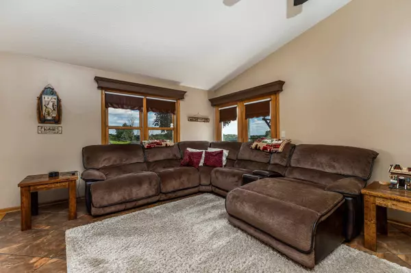 1A88 Mustang Lane, Apple River, IL 61001