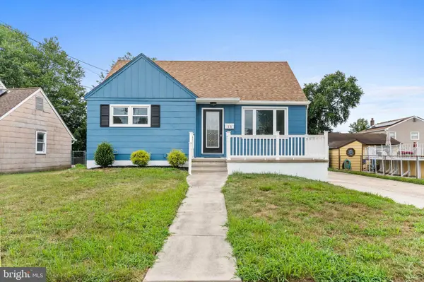 15 CLOVERDALE RD, Blackwood, NJ 08012