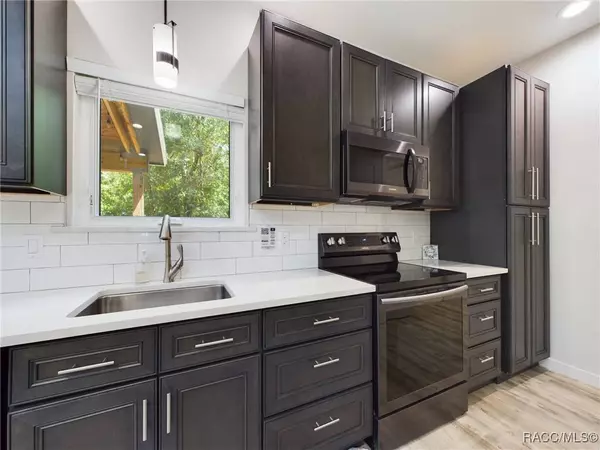 901 N Griffith AVE, Crystal River, FL 34429