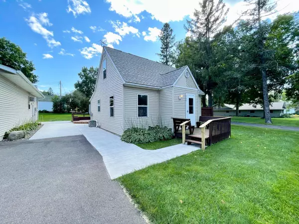 308 E 3rd AVE, Luck, WI 54853