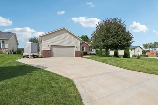 155 Vega Drive, Arlington, WI 53911