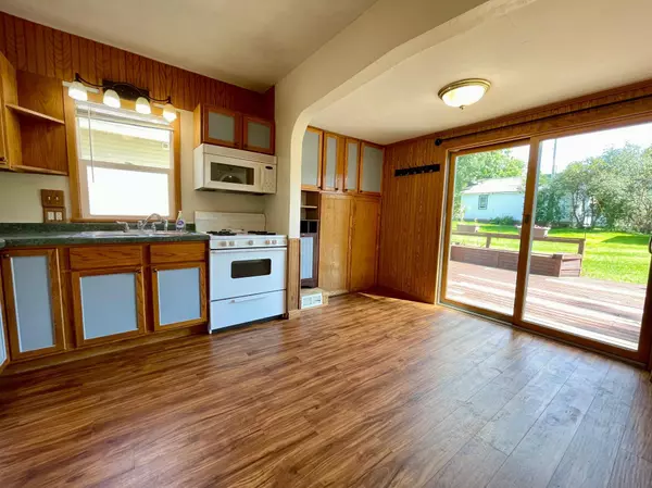 308 E 3rd AVE, Luck, WI 54853