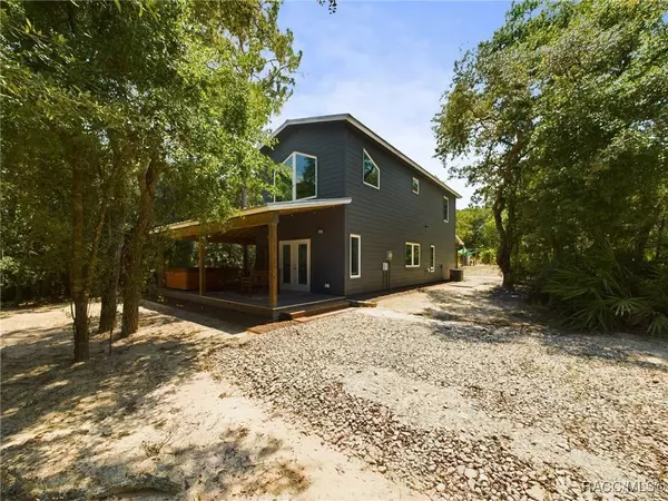 901 N Griffith AVE, Crystal River, FL 34429