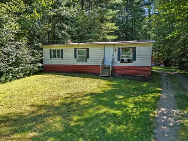 67 Monk RD, Benton, ME 04901