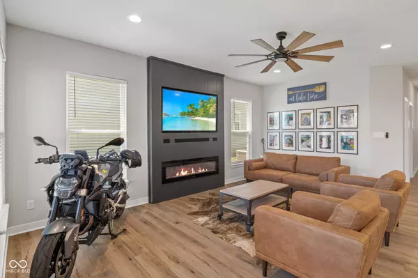 67 Hovden DR, Cicero, IN 46034