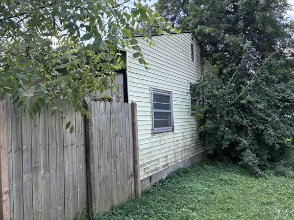 956 Horse Mountain Rd, Shelbyville, TN 37160