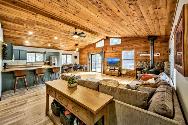 12297 Schussing Way, Truckee, CA 96161