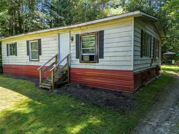 67 Monk RD, Benton, ME 04901