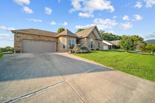 8231 Horseshoe Mesa Tr #8231, Corryton, TN 37721